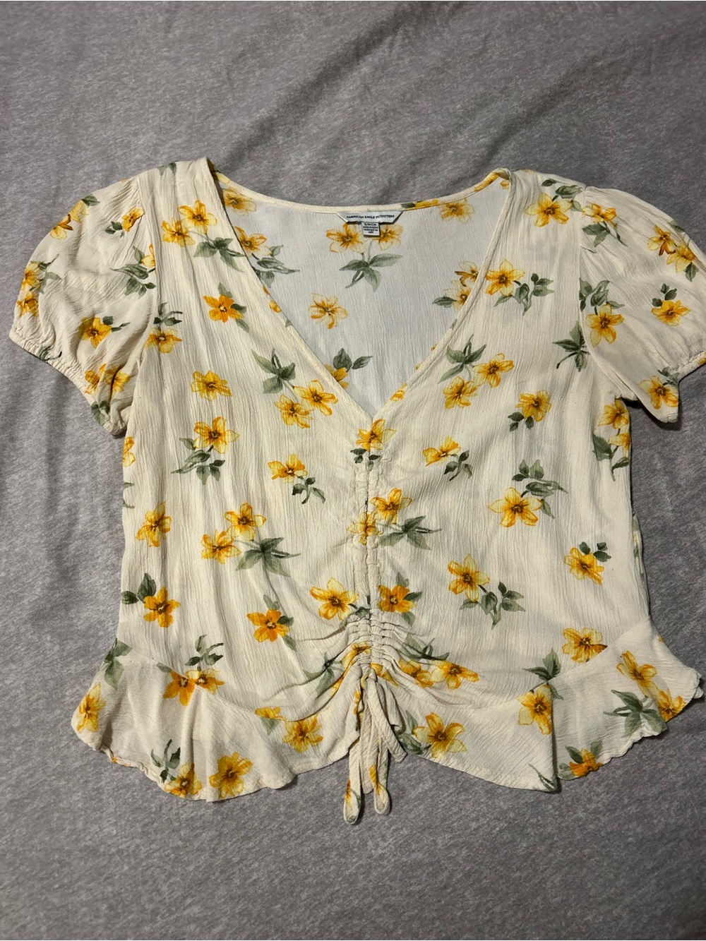 American Eagle Outfitters Cream Floral V-Neck Ruched Top